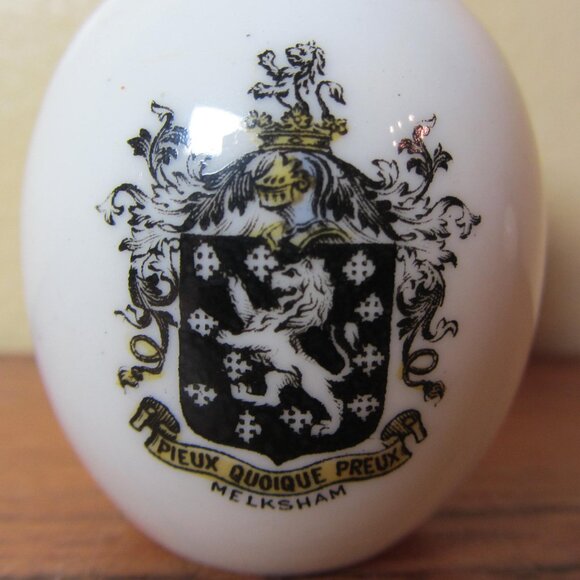 W.H. Goss crested heraldry china vintage Melksham (GC043 Grace) - Picture 3 of 7
